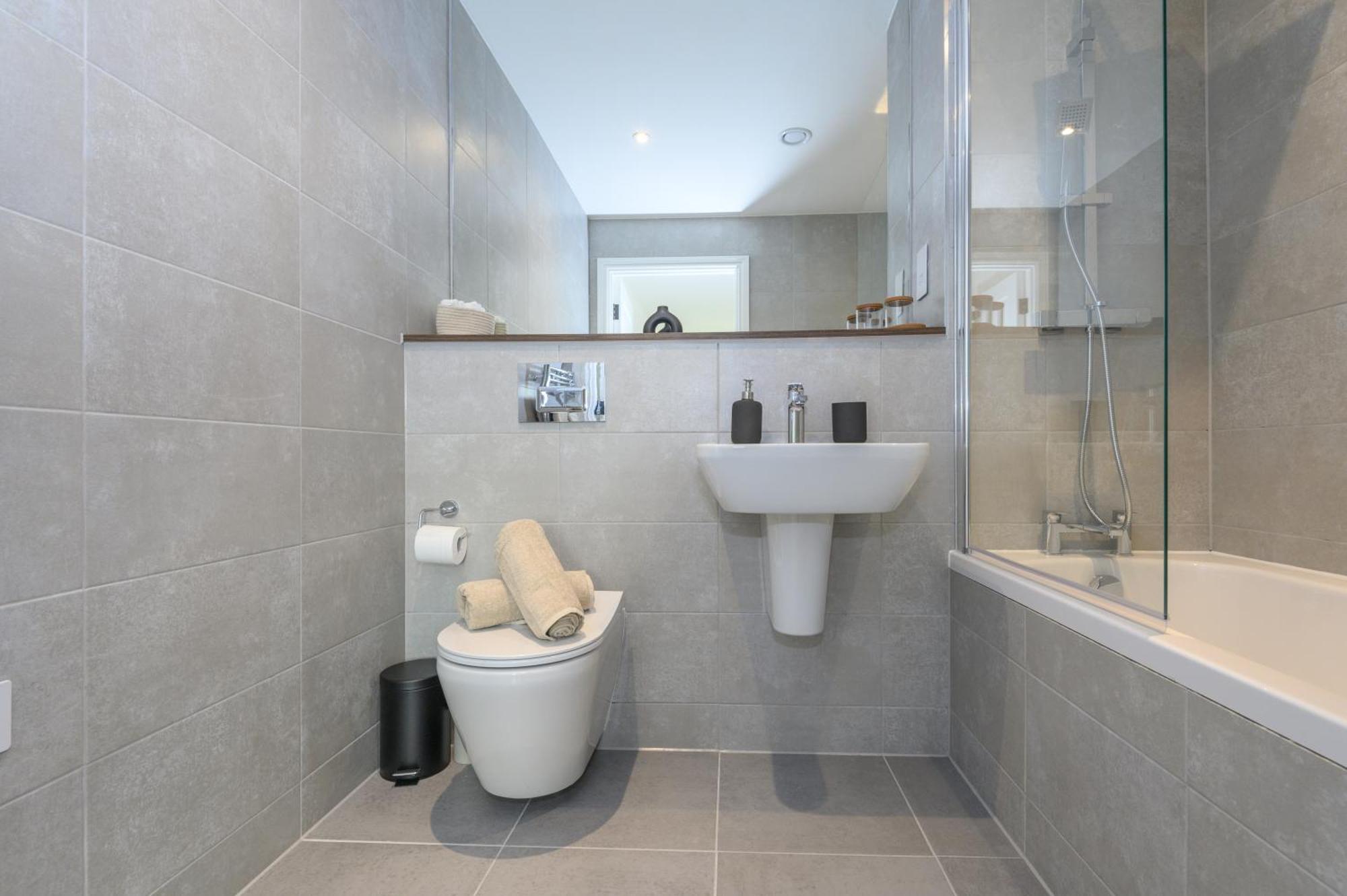 Superior 1 Bed Apartment By Leeds Train Staiton المظهر الخارجي الصورة