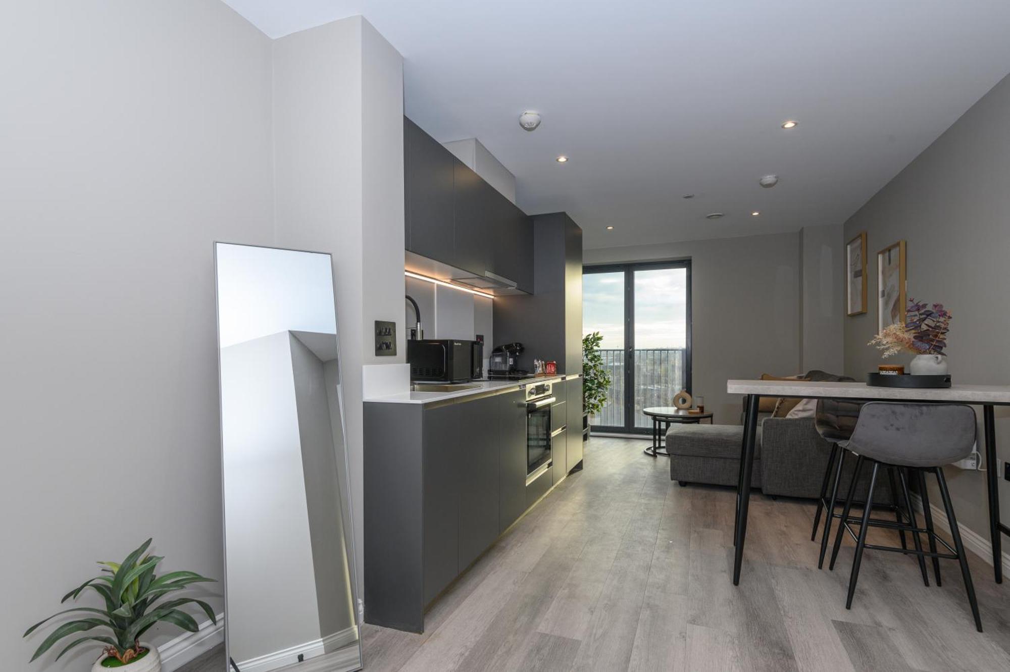 Superior 1 Bed Apartment By Leeds Train Staiton المظهر الخارجي الصورة