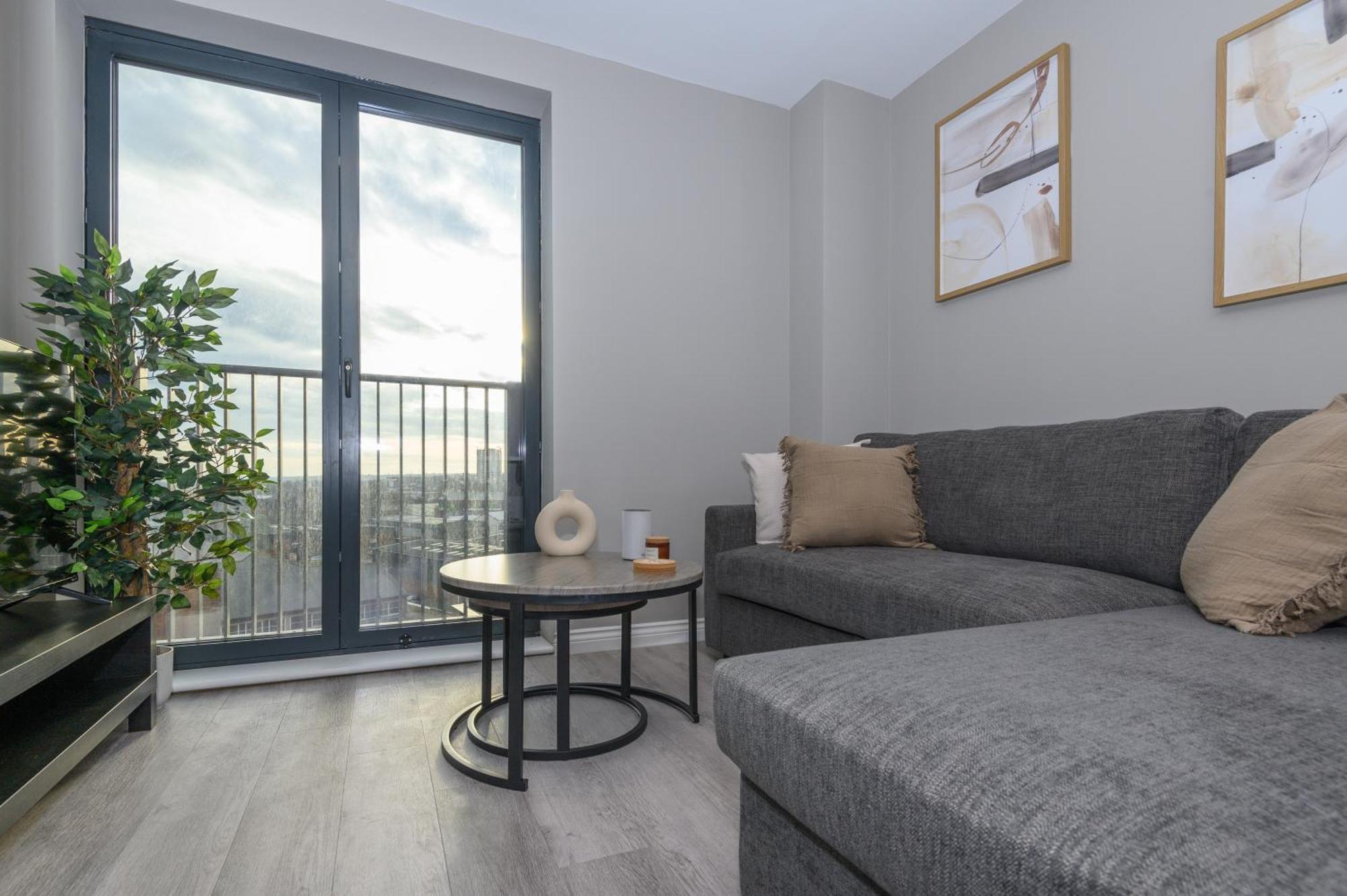 Superior 1 Bed Apartment By Leeds Train Staiton المظهر الخارجي الصورة